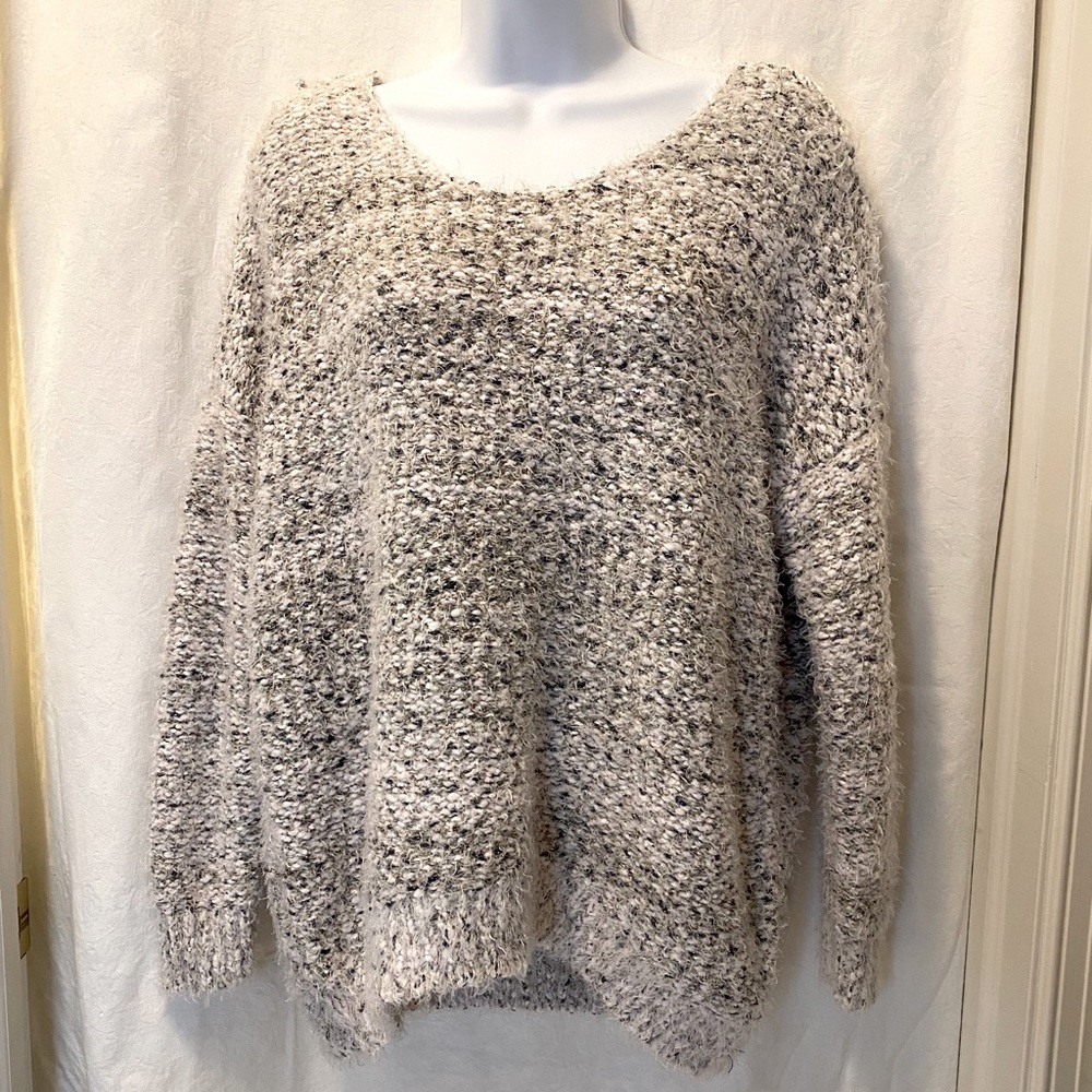 Women’s Jennifer Lopez relaxed sweater